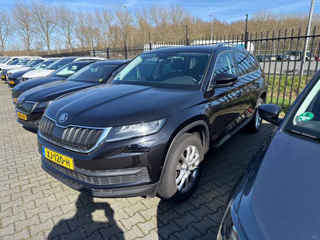 52105983
