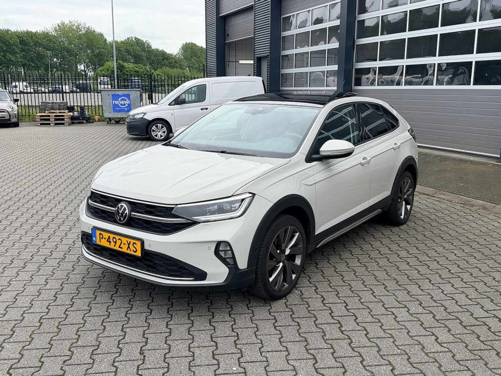 53536832