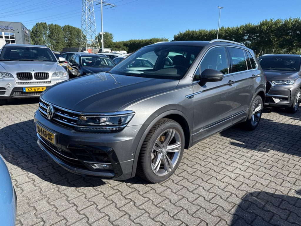 54595768