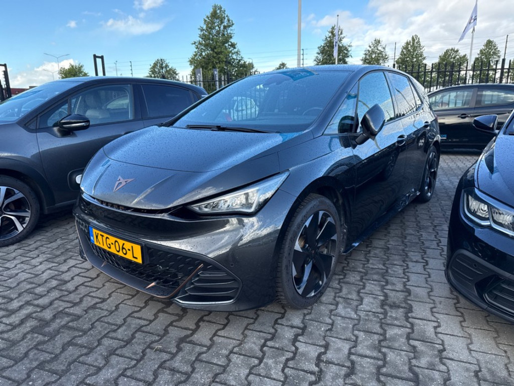 56007372-0.jpg