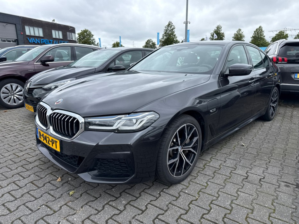 56446416-0.jpg